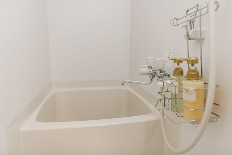 Bathroom 4, Ohma 2311, Osaka