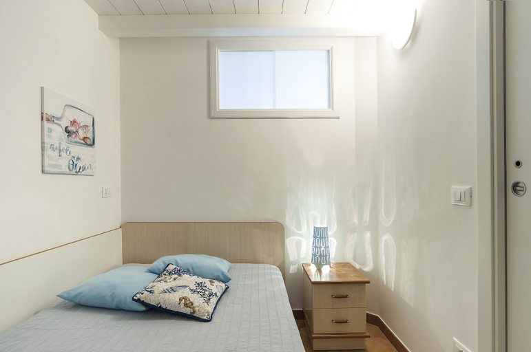 Bedroom 3, Casa Vacanza Madonnella 10, Latina