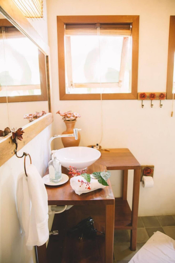 Bathroom 4, Pousada Encantada, Porto Seguro