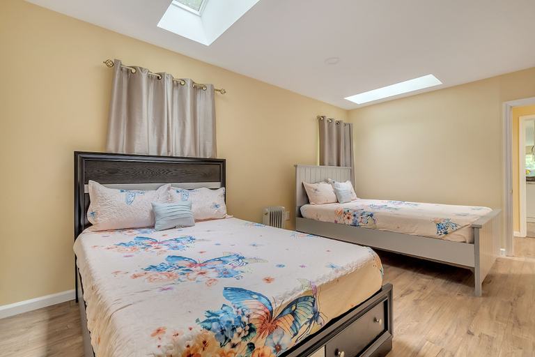 Bedroom 3, Holiday Home Near Lake and Pool, Monroe