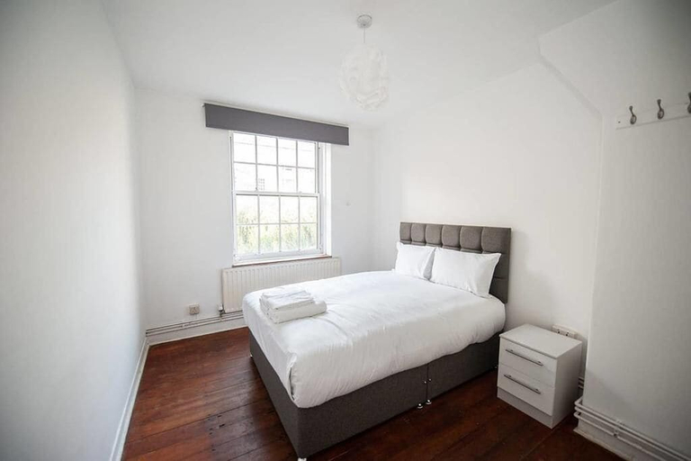 Bedroom 2, Central London 2BR Apartment in Waterloo, London