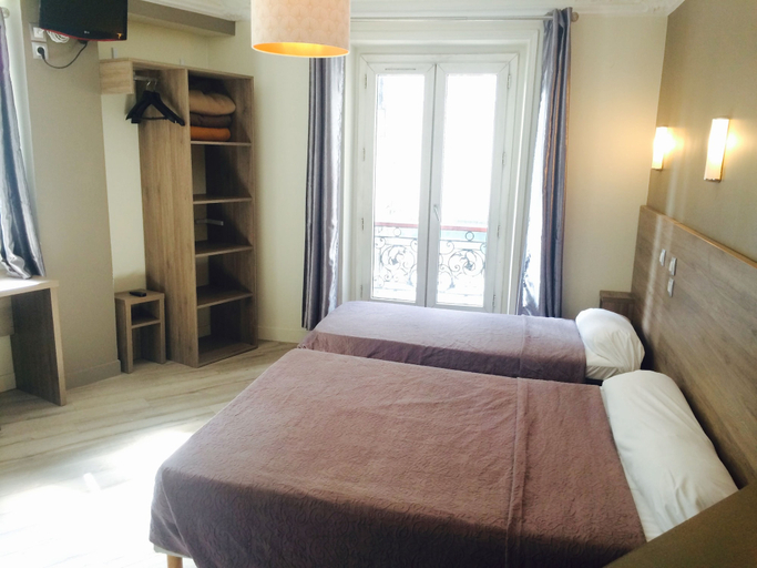 Bedroom 4, Grand Hôtel Magenta, Paris
