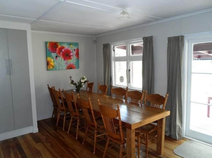 Others 5, Lake Maraetai Lodge - Hostel, Taupo