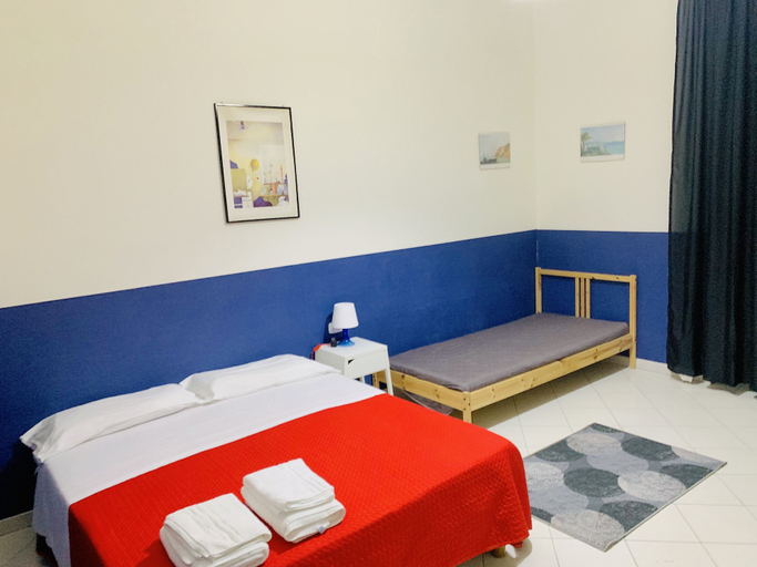 Bedroom 4, Flyresidence Garibaldi, Napoli