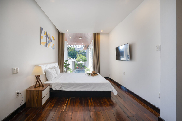 Bedroom 3, T P Pool Villa, Da Nang