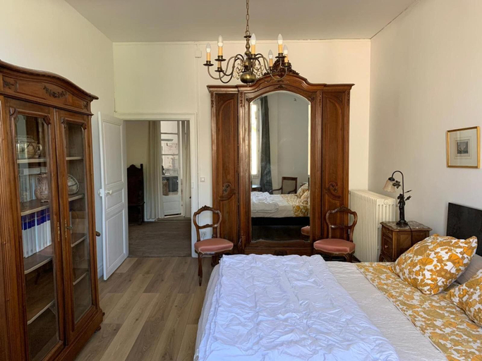 Bedroom 3, Grand Corps de Ferme, Yonne