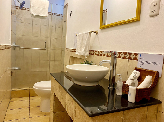 Bathroom 4, Hotel La Galeria, Antigua Guatemala