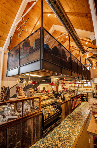 Food & Drinks 4, Lofts du Village, Les Collines-de-l'Outaouais