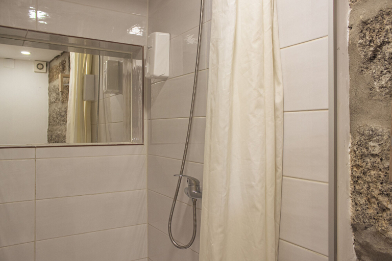 Bathroom 4, Casa do Ribeirinho, Amarante