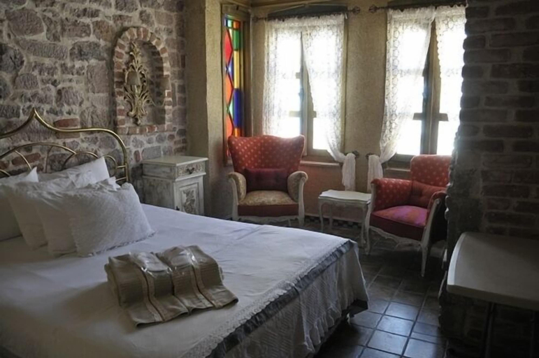 Bedroom 2, Ziyabey Konagi, Ayvalık