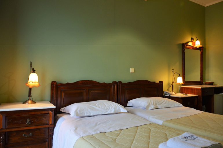 Bedroom 4, Ilion Hotel, West Greece