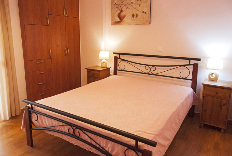 Bedroom, Enjoy A Stunning View In The City, Peloponnese