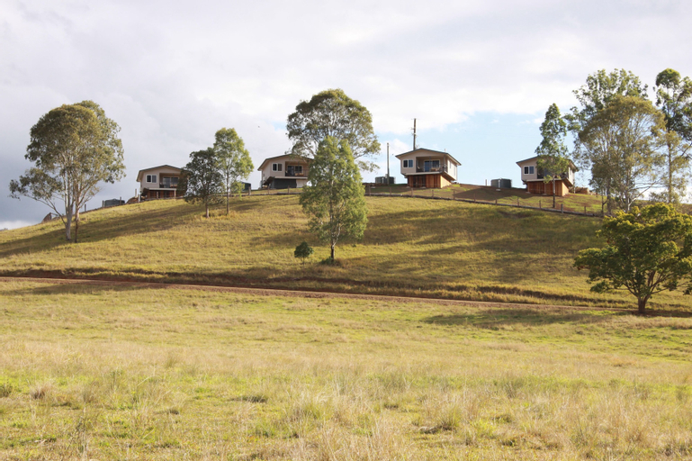 Others 4, Yabbaloumba Retreat, Caloundra - Hinterland