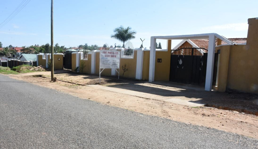Exterior & Views, Boulevard Excelsior Motel, Fort Portal