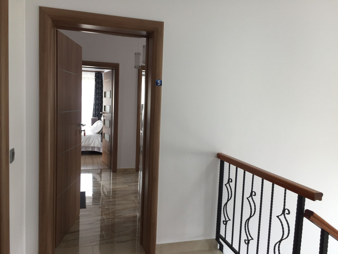 Others 5, Apartament Simona Brasov, Brasov