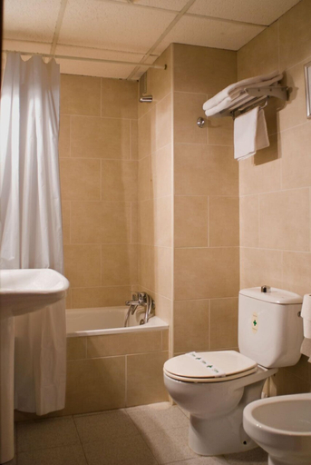 Bathroom 4, San Martin, Tarragona