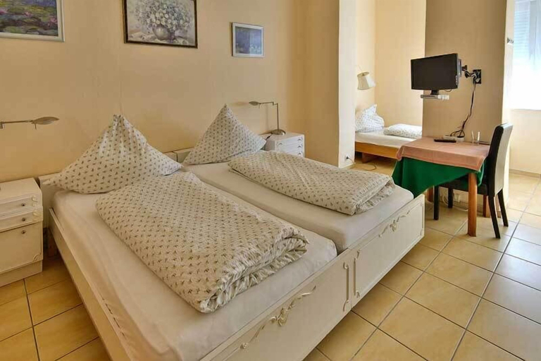 Bedroom 2, HotelPension Erika, Werra-Meißner-Kreis