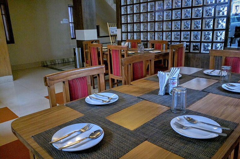 Food & Drinks 4, FabHotel The Junction, East Sikkim