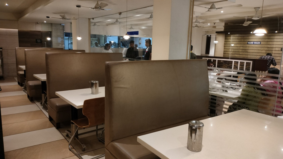 Food & Drinks 2, LNB Residency, Chittoor