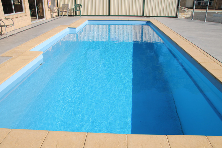Sport & Beauty 4, Hi Way Eight Motor Inn, N. Grampians - Stawell