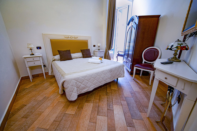 Bedroom 4, Hotel Lanfipe Palace, Napoli