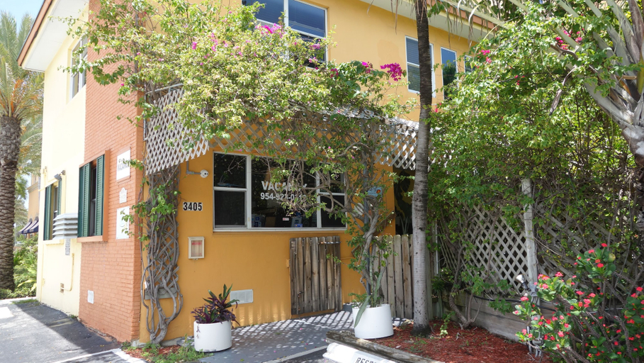 Exterior & Views 1, Ocean Inn, Broward