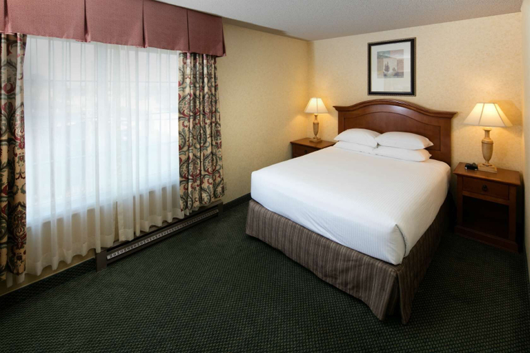 Bedroom 3, Red Lion Hotel Eureka, Humboldt