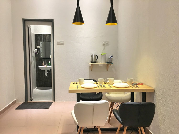 Others 4, iBook6 Deluxe Family Suite for 4 by iBook Homestay, Pulau Penang