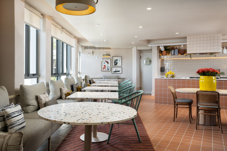 Food & Drinks 5, Home Suite Hotels Sea Point, City of Cape Town