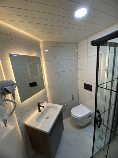 Bathroom 5, Sempati Apart Hotel, Alanya