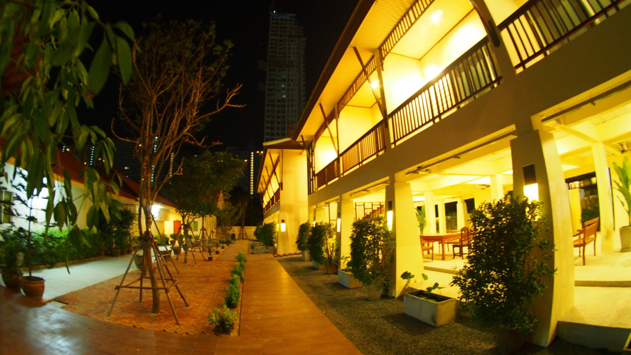 Exterior & Views 3, Lotusland Resort, Pattaya