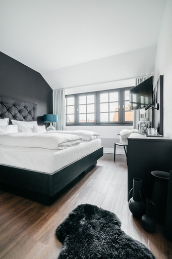 Bedroom 2, Landgasthof Hotel Riesengebirge, Neustadt an der Aisch-Bad Windsheim