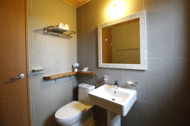 Bathroom 4, Jeju Herb Pension Oz, Seogwipo