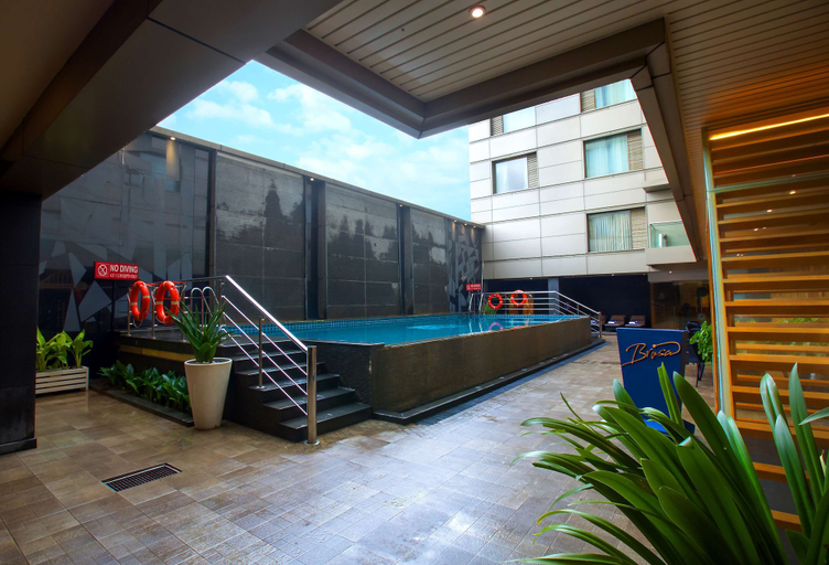Sport & Beauty 5, Radisson Blu Hotel Chennai City Centre, Chennai