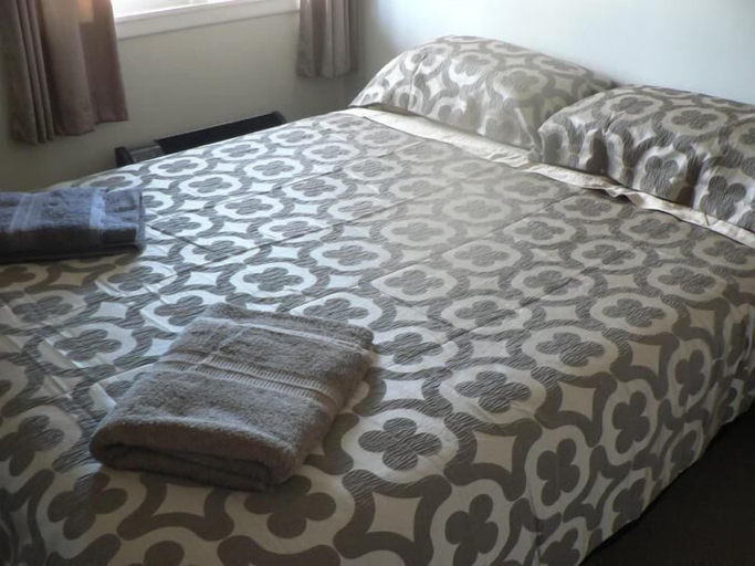 Bedroom 2, Lake Maraetai Lodge - Hostel, Taupo