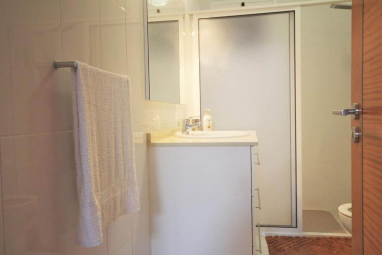 Bathroom 4, Farious Villa, Calheta