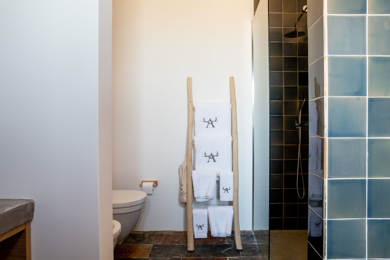 Bathroom 4, Herdade dos Abegões, Idanha-a-Nova