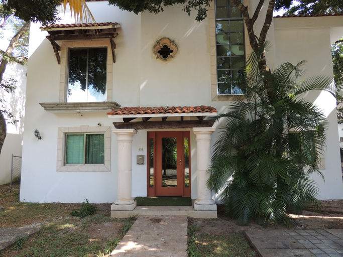 Casa Suerte 5 BR Playacar, Cozumel