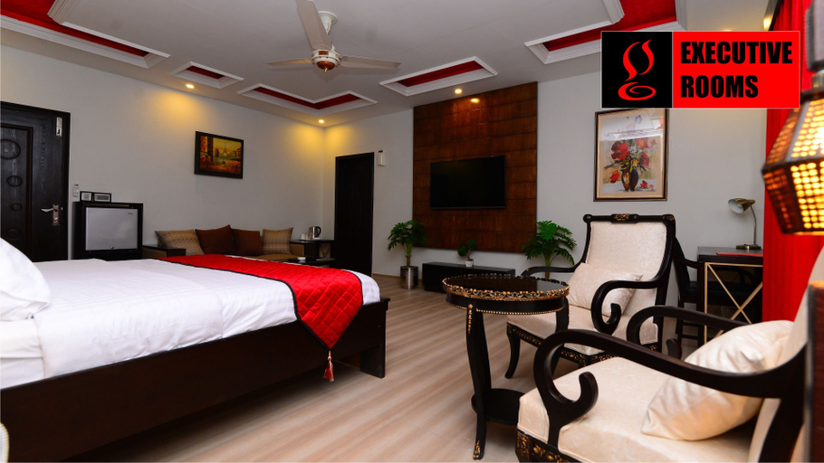 Bedroom 2, Signature Inn, Lahore