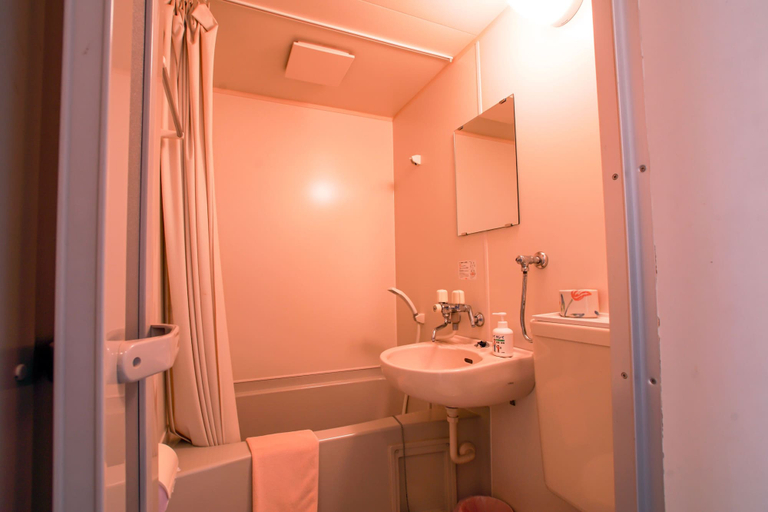 Bathroom 4, Pension Entre - deux - Mers, Hachimantai