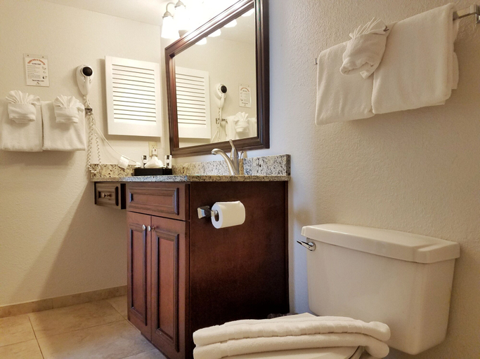 Bathroom 4, Parc Corniche Condominium Suite Hotel, Orange