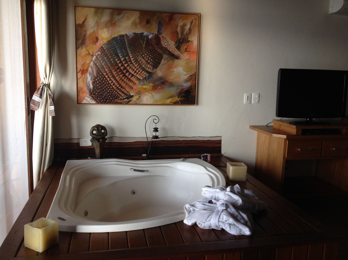 Bathroom 5, Solar Singuitta, Ilhabela