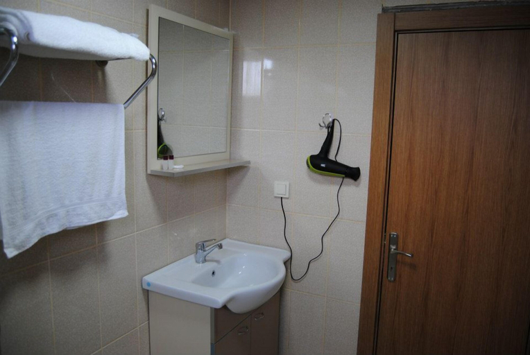 Bathroom 4, Afissia Garden Hotel, Marmara