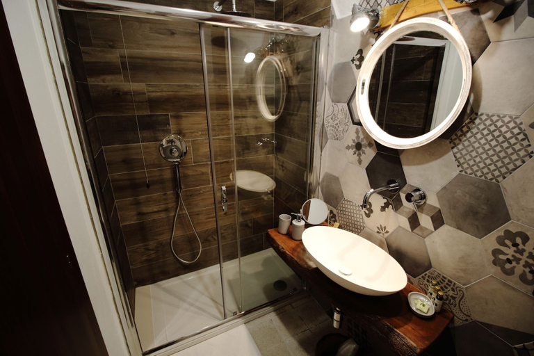 Bathroom 5, Agriturimo Essentia Dimora Rurale, Campobasso