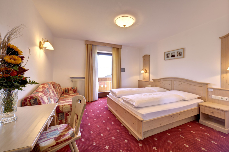 Bedroom 4, Sporthotel Kalcherhof, Bolzano