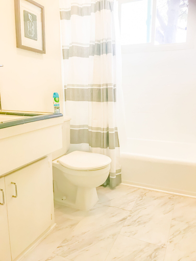 Bathroom 3, Lowena Apartments, Los Angeles