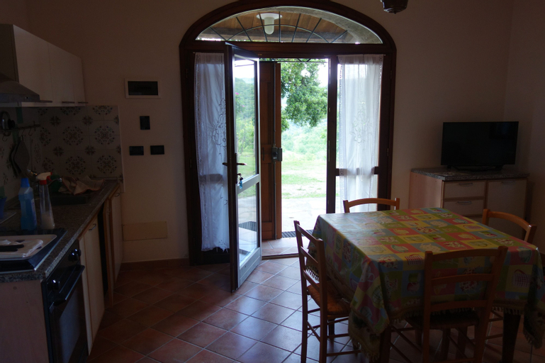Dining Room 8