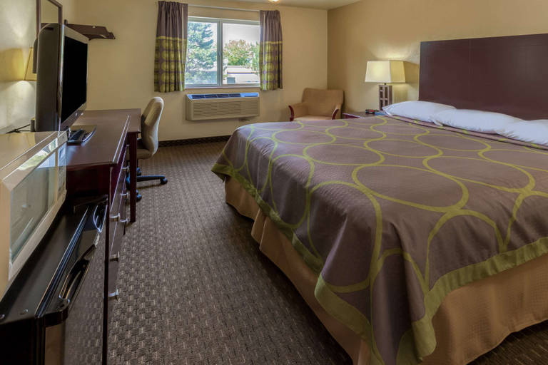 Bedroom 4, Super 8 by Wyndham Woodburn, Marion