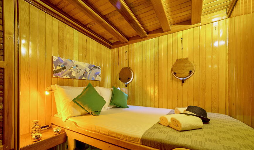 Bedroom 2, Dm Yachting - 7 Night Cruise Sun-Sun