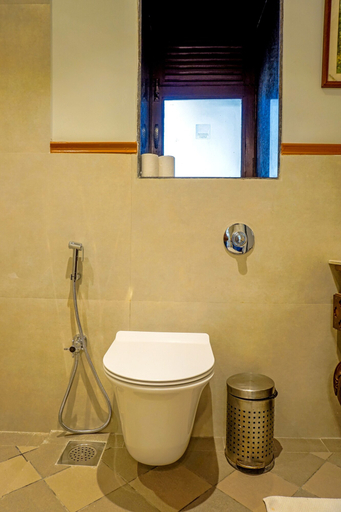 Bathroom 4, Citrus Chambers Mahabaleshwar, Satara